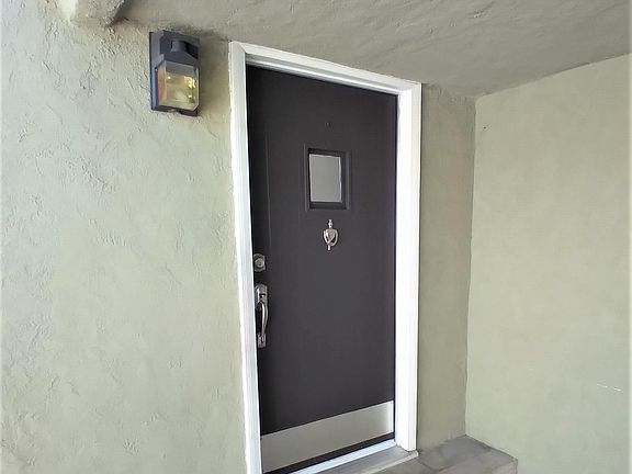 3rd image of 2340 Florencita Ave