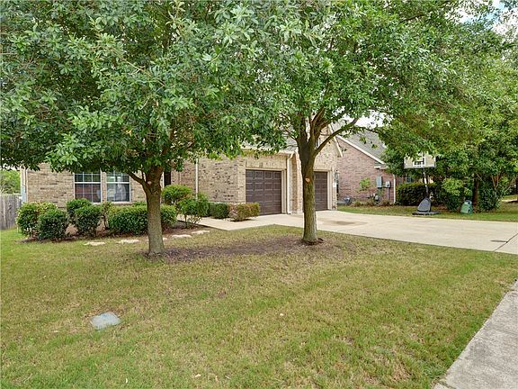 2nd image of 3902 Harvey Penick Dr