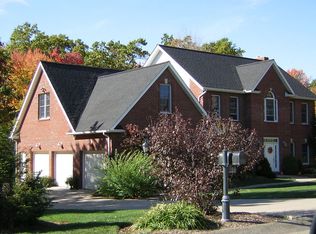 204 N Magnolia Ct, Butler, PA 16001