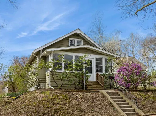 1211 Sheridan Ave, Iowa City, IA 52240