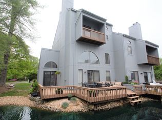 11107 Timberhead Ln, Reston, VA 20191