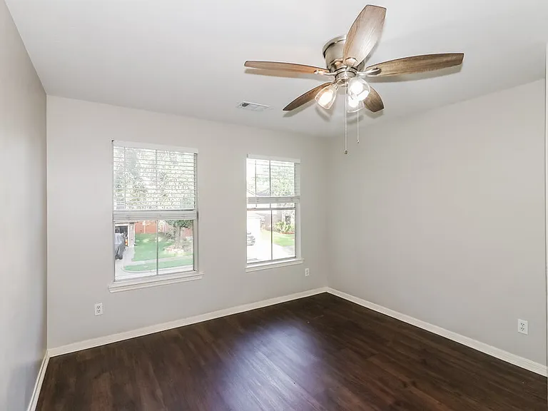 3315 Maymist Dr — Photo 13