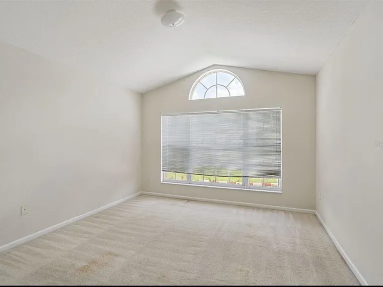 15723 Markham Dr — Photo 12