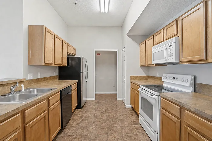 5150 Playpen Dr #4 — Photo 9