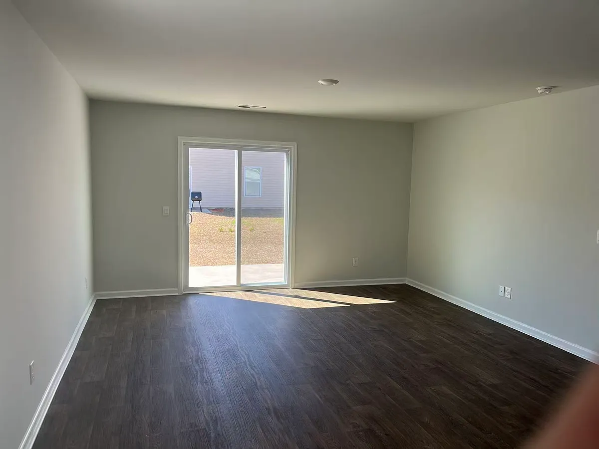 Building Photo - 470 Coconut Dr