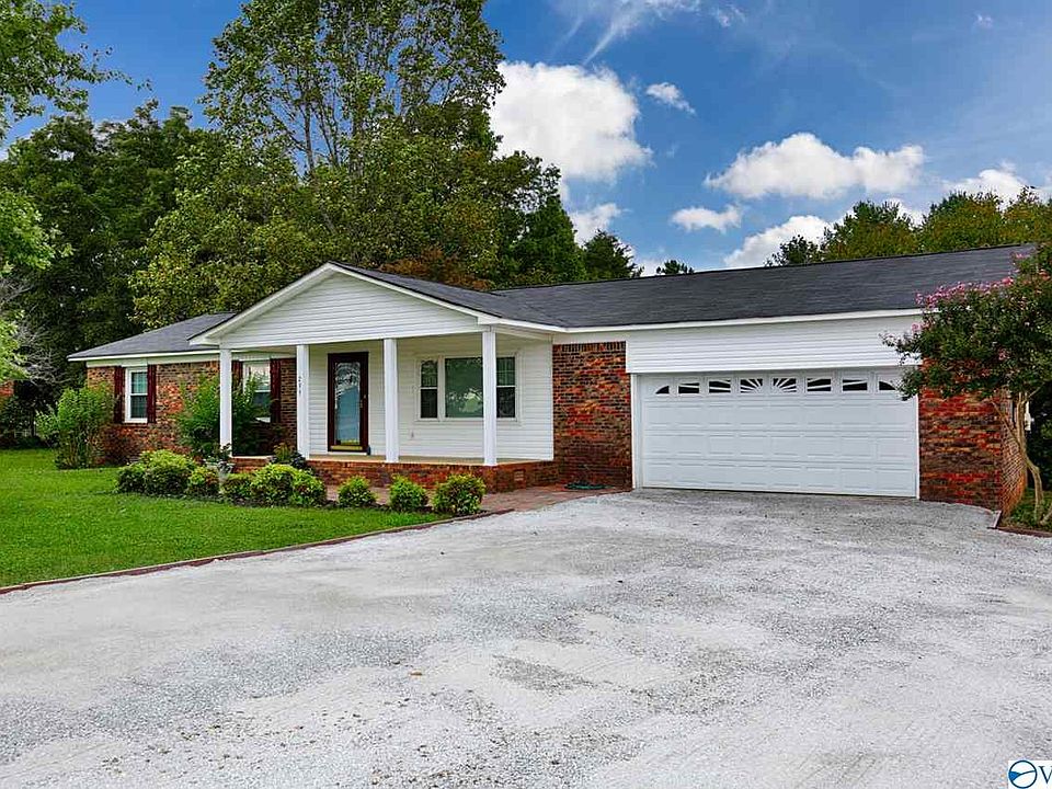1st image of 295 Charity Ln