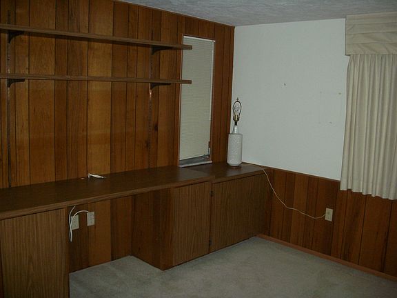 4th image of 3025 Salem Ave