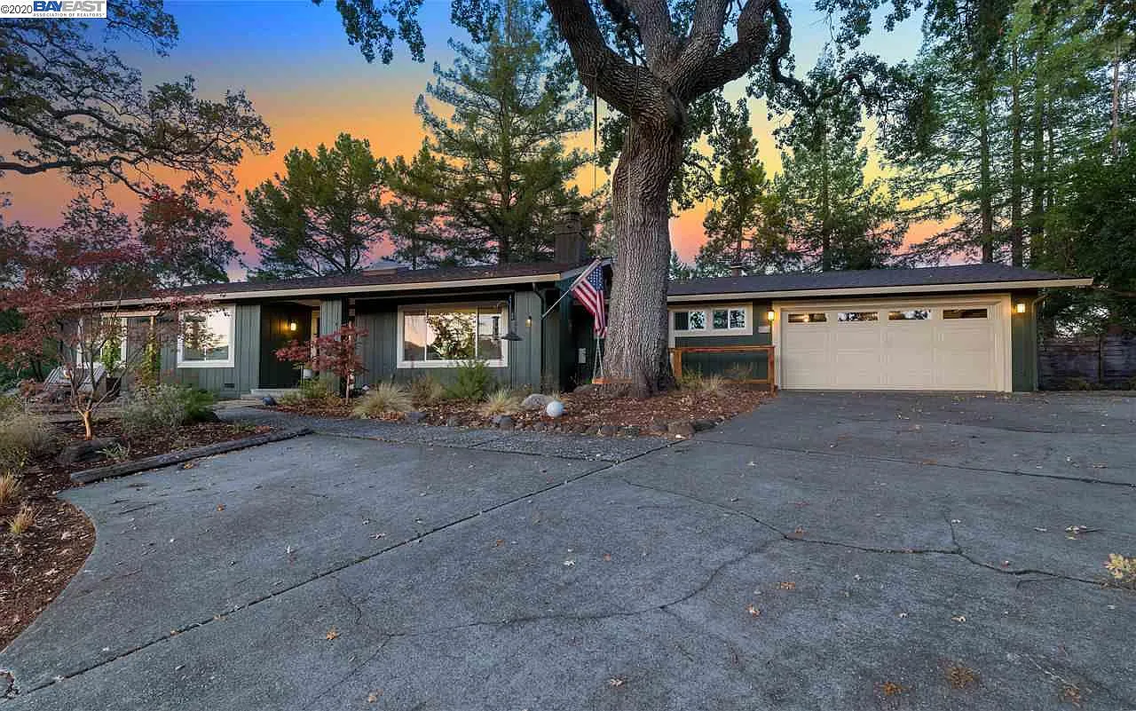 36 Hornet Ct photo 1