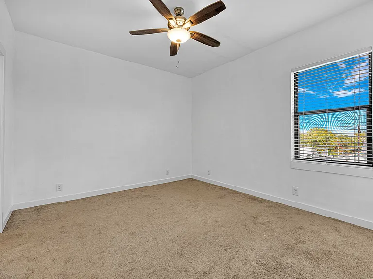 1162 N Olive St — Photo 15