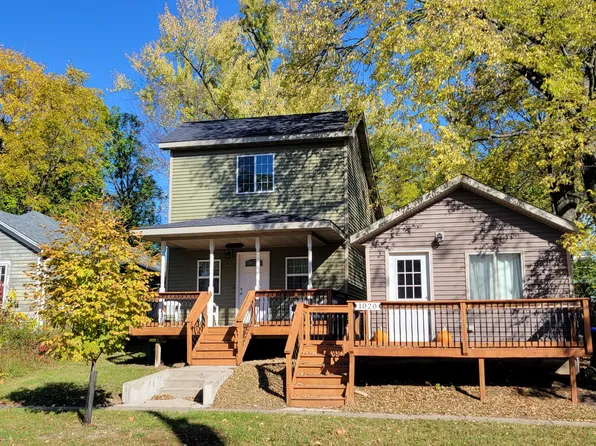 1018 E Market St, Iowa City, IA 52245