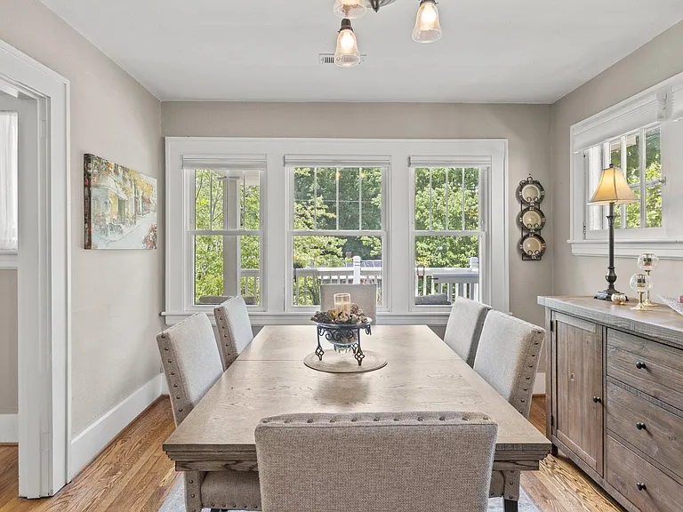 Dining table seats 6.