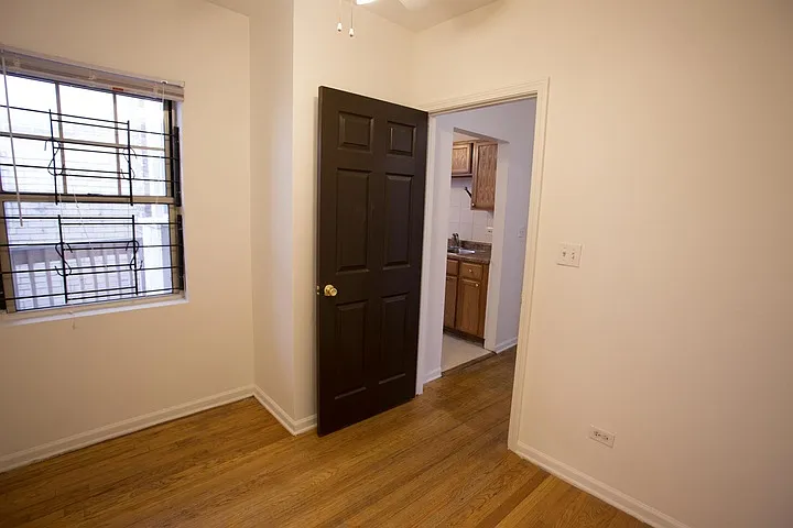 5528 S. Cornell Avenue — Photo 18