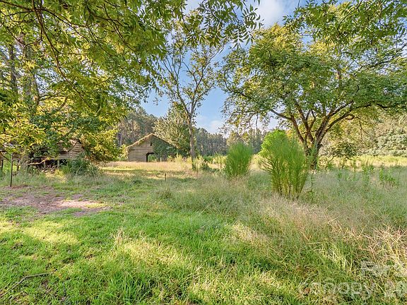 2nd image of 6948 Flat Rock Rd