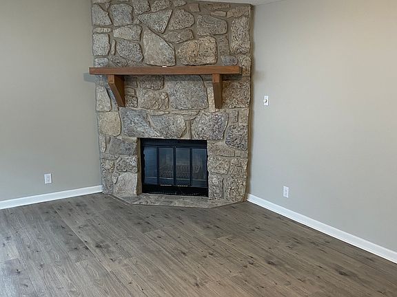 4th image of 10 Eagle Ct