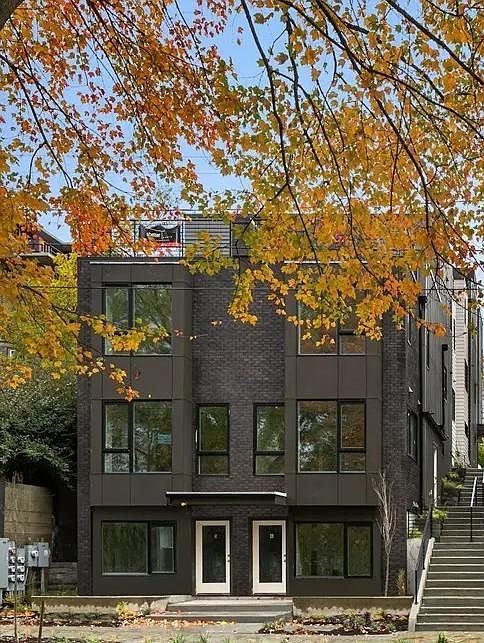 1st image of 712 11th Ave E #D