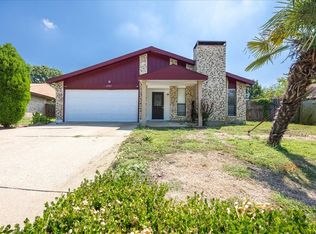 3503 Green Hill Dr, Arlington, TX 76014
