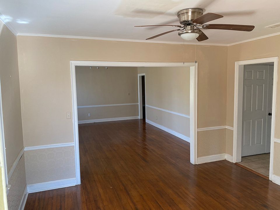 2nd image of 1814 N Druid Hills Rd