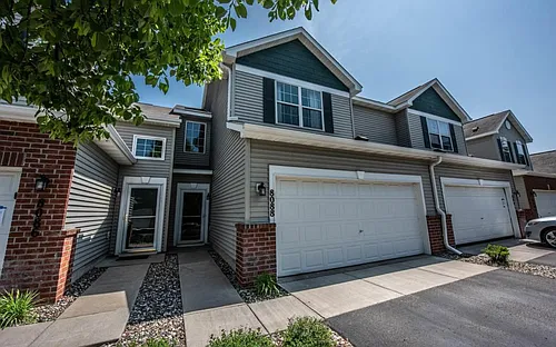 8088 Stratford Cir S Photo 1