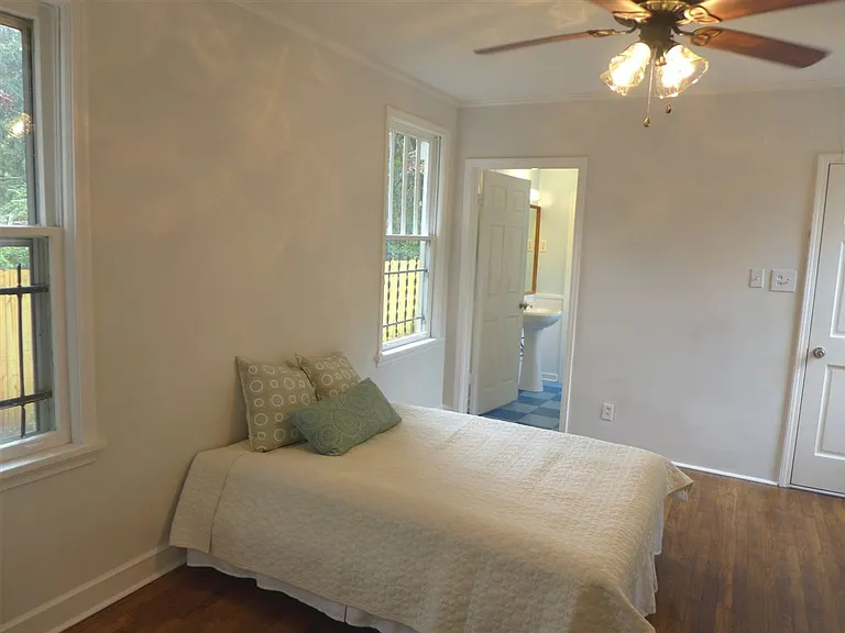699 Shotwell St — Photo 11