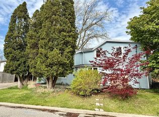 1 John Ave, Brant, ON N3L2S8