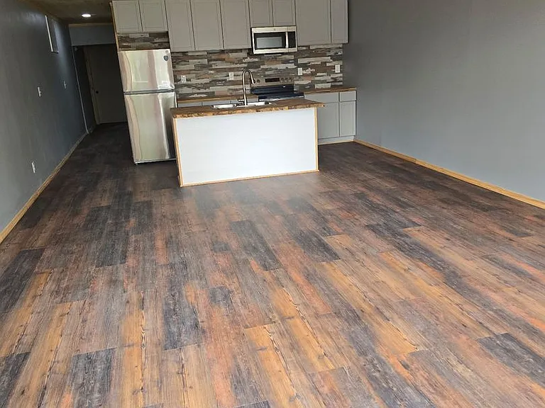 109 Maple St — Photo 9