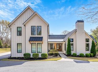 71 Blacks Dr, Greenville, SC 29615