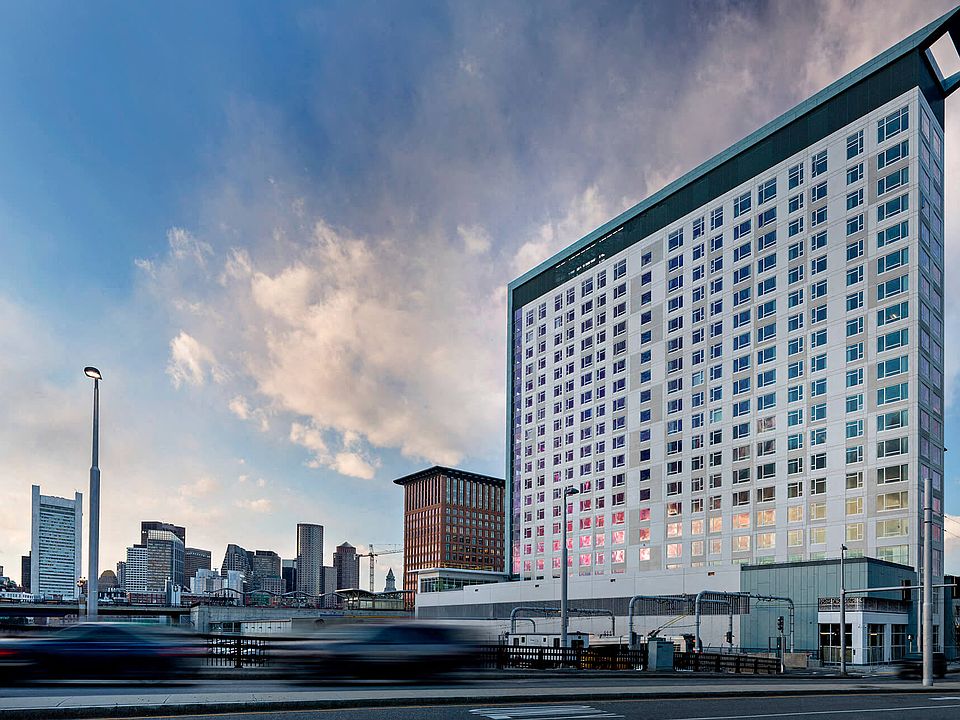 Welcome to Waterside Place by Windsor