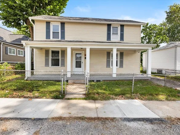 1292 Purcell Ave, Saint Louis, MO 63133