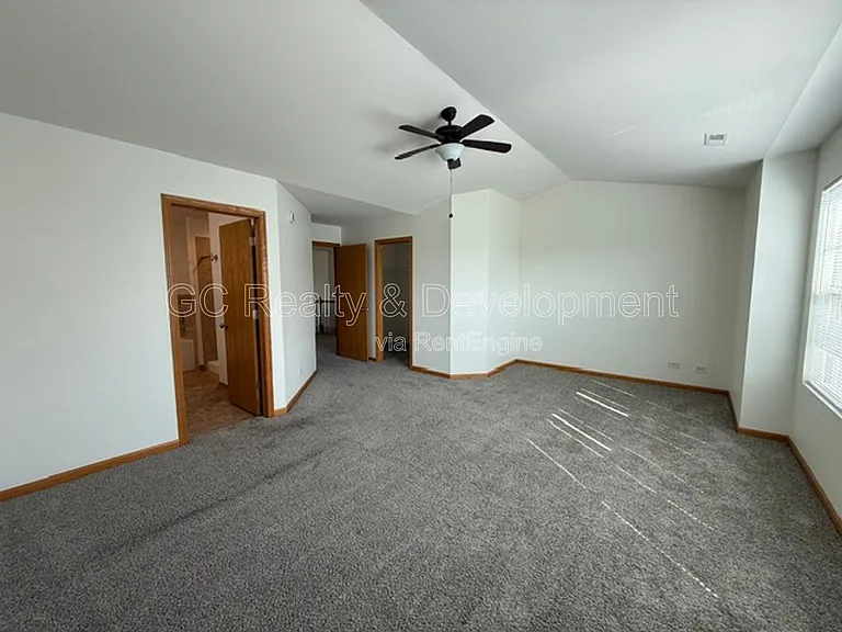 1026 Turin Dr — Photo 11