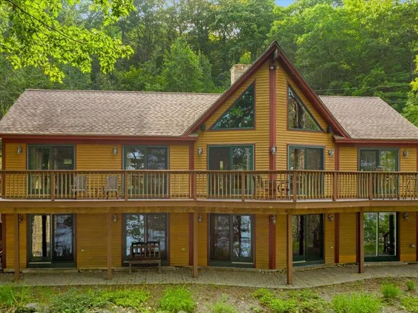99 Oak Shore Road, Harrison, ME 04040