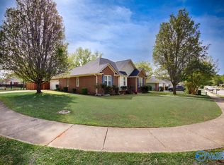 180 Jarrett Ln, Madison, AL 35758