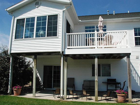 3rd image of 5700 Fairview Ct #40