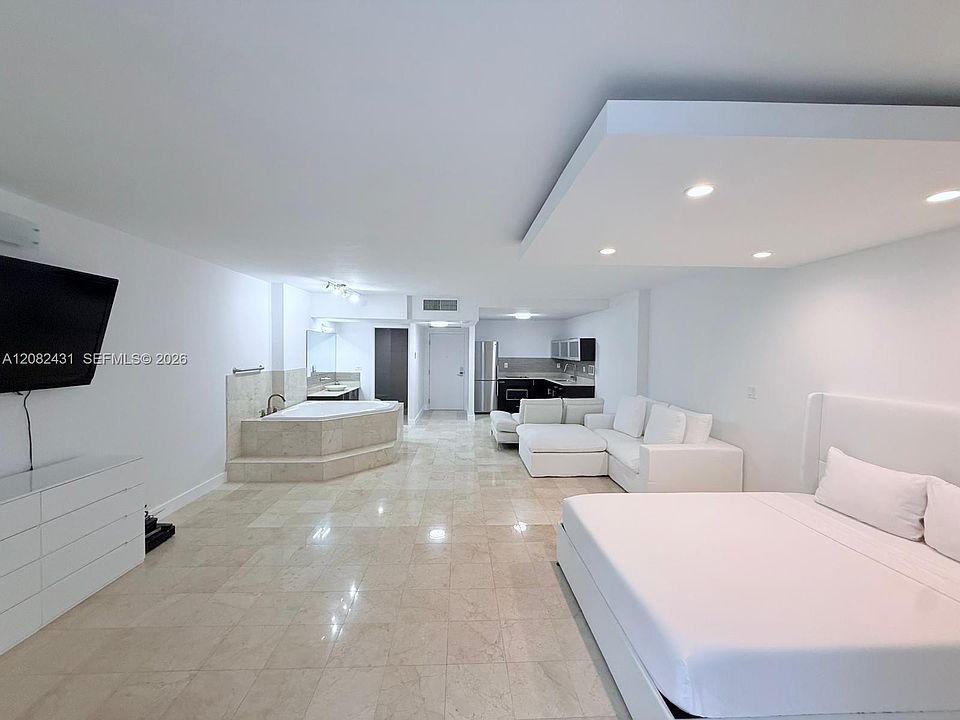 1st image of 2301 Collins Ave APT 621