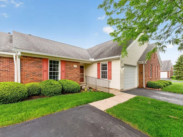 335 Retreat Ln, Marysville, OH 43040