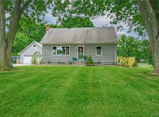 8416 Rochester Rd, Gasport, NY 14067