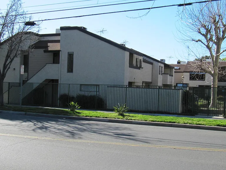 326 N San Antonio Ave E #E — Photo 9