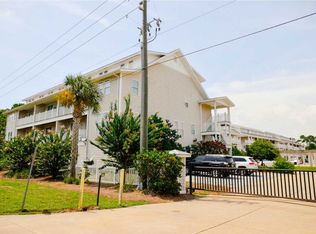 1120 N 15th St UNIT 4, Mexico Beach, FL 32456