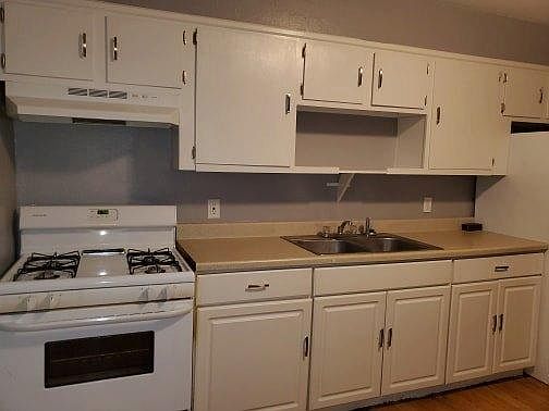 2nd image of 115 Stringer Ave
