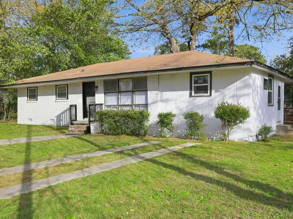 1929 W Oakland Ave, Sumter, SC 29150