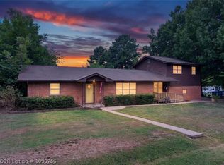 107 Woodrow Ave, Poteau, OK 74953
