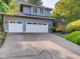 4890 Sage Hen Cir, Lake Oswego, OR
