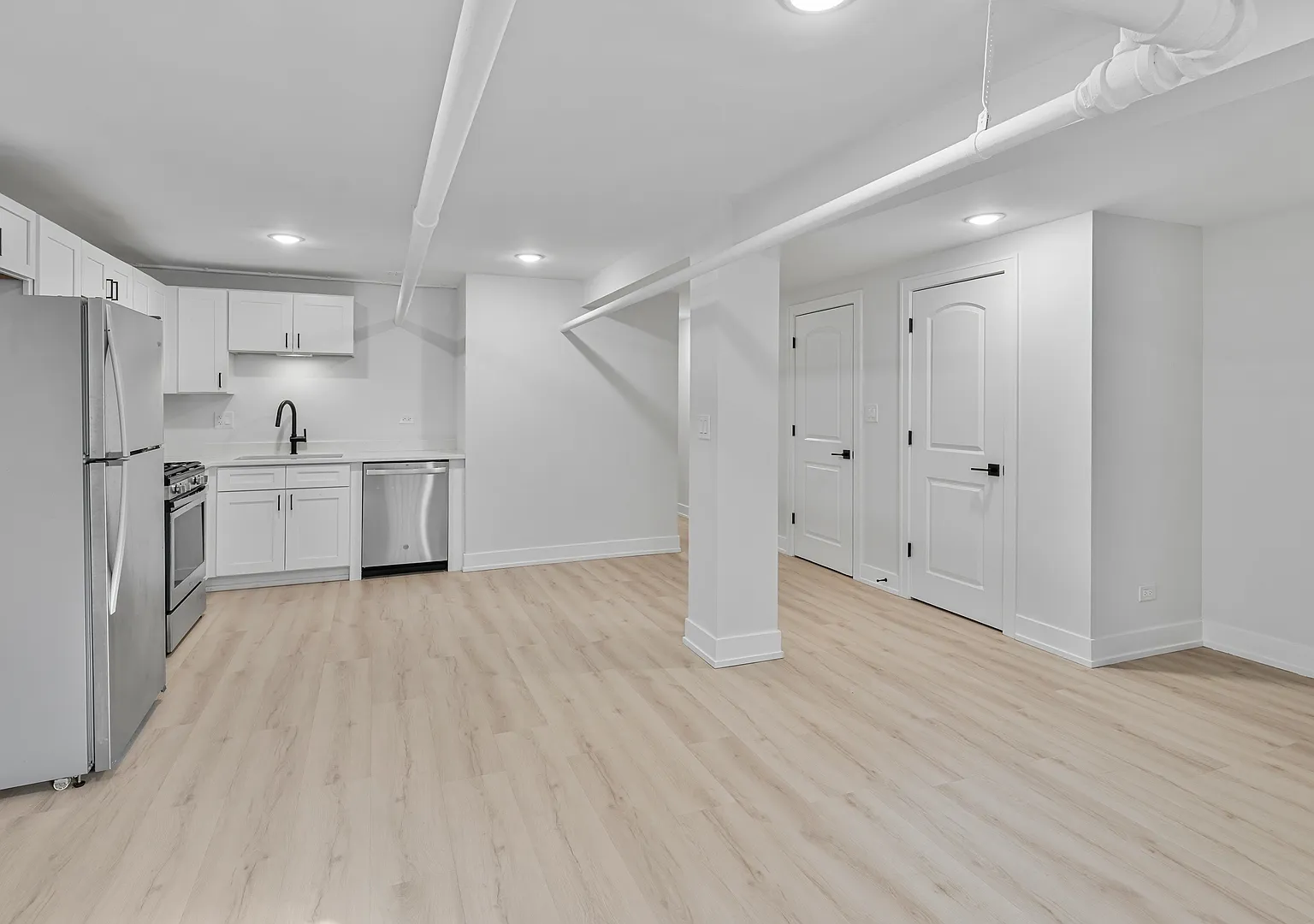 2 bed, $2,450 — Photo 4