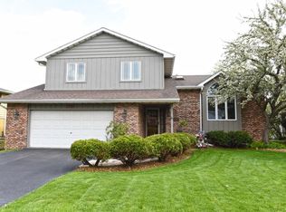 1303 Brandywine Rd, Crown Point, IN 46307