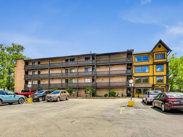 460 N Main St APT N308c, Wauconda, IL 60084
