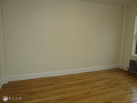 Rented by Kian Realty | media 37