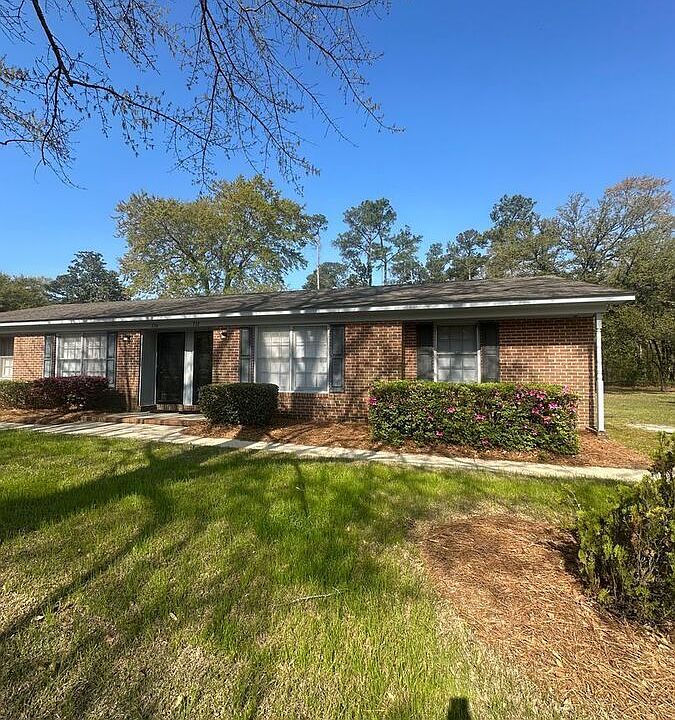 1st image of 732 Montclair Dr