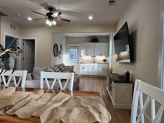 3rd image of 635 Kotter Farms Trl