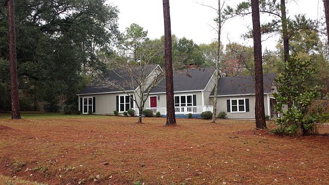1st image of 121 Bunny Ln