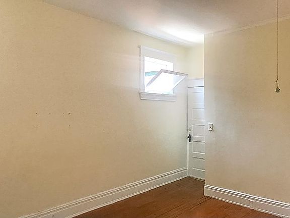 5th image of 2013 W Grace St APT 3