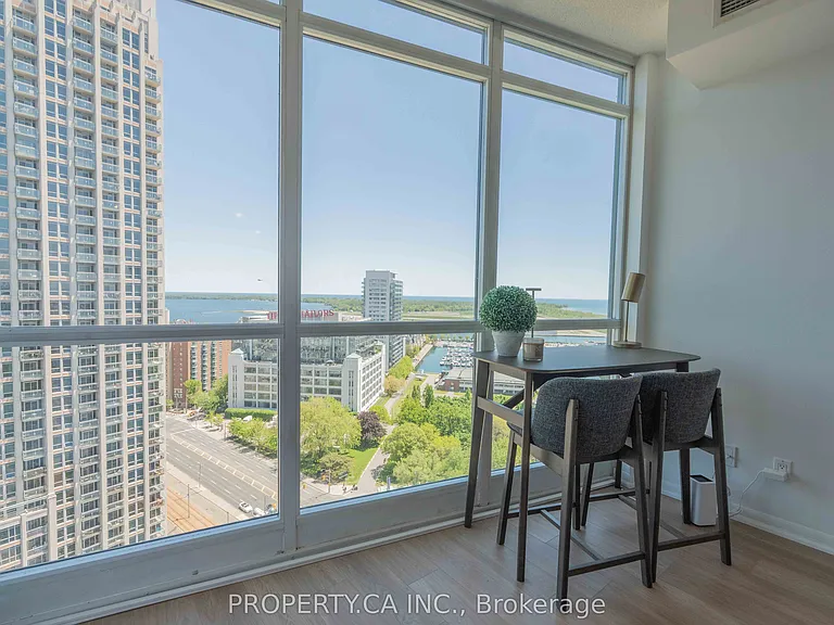 215 Fort York Blvd #2203 — Photo 11